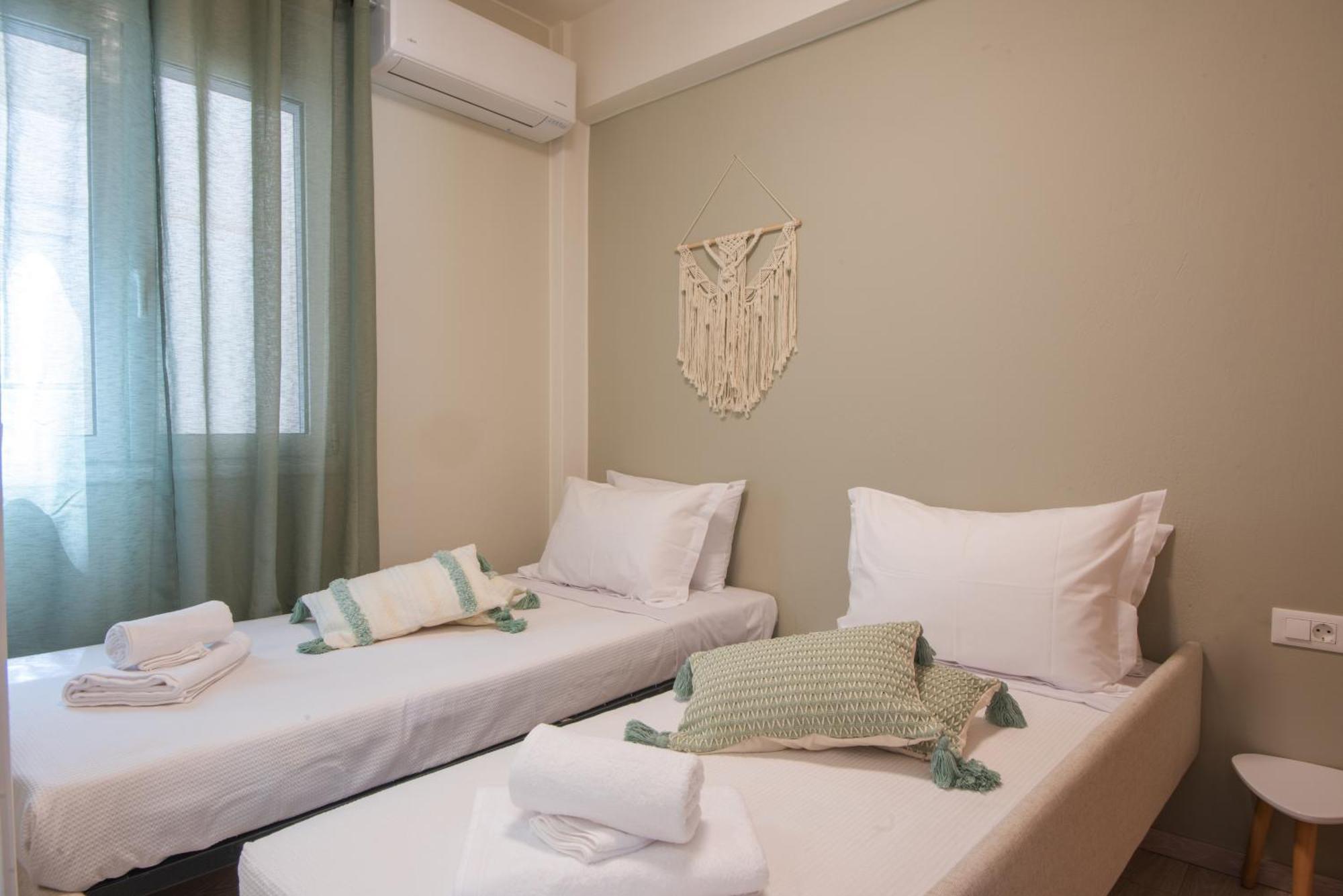 City Centre With Sea View Apartment อายิโอสนิโกลาโอส ภายนอก รูปภาพ