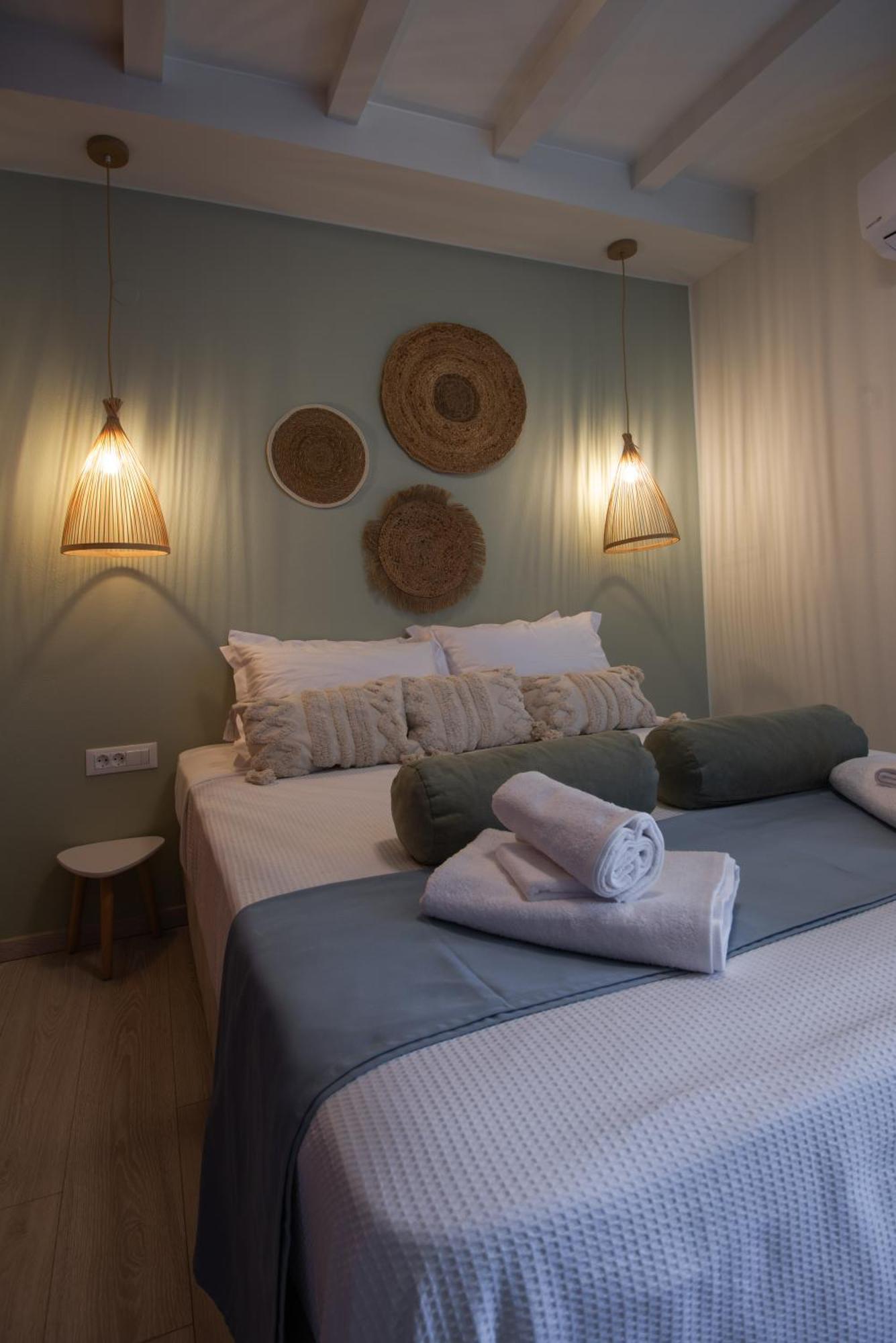 City Centre With Sea View Apartment อายิโอสนิโกลาโอส ภายนอก รูปภาพ